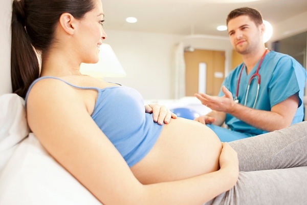 Mang thai bị bệnh trĩ có sinh thường được hay không?